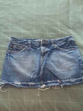 Blue Denim Mini Skirt - Casual Frayed Hem